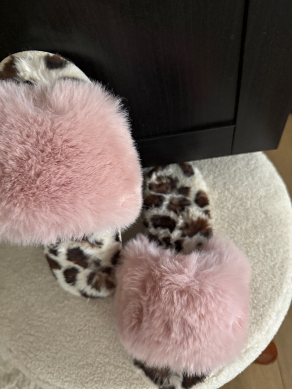 Shiraleah Fluffy Pink Leopard-Print Women Slippers
